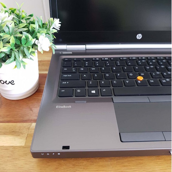 HP Elitebook Workstation 8470w i5 VGA