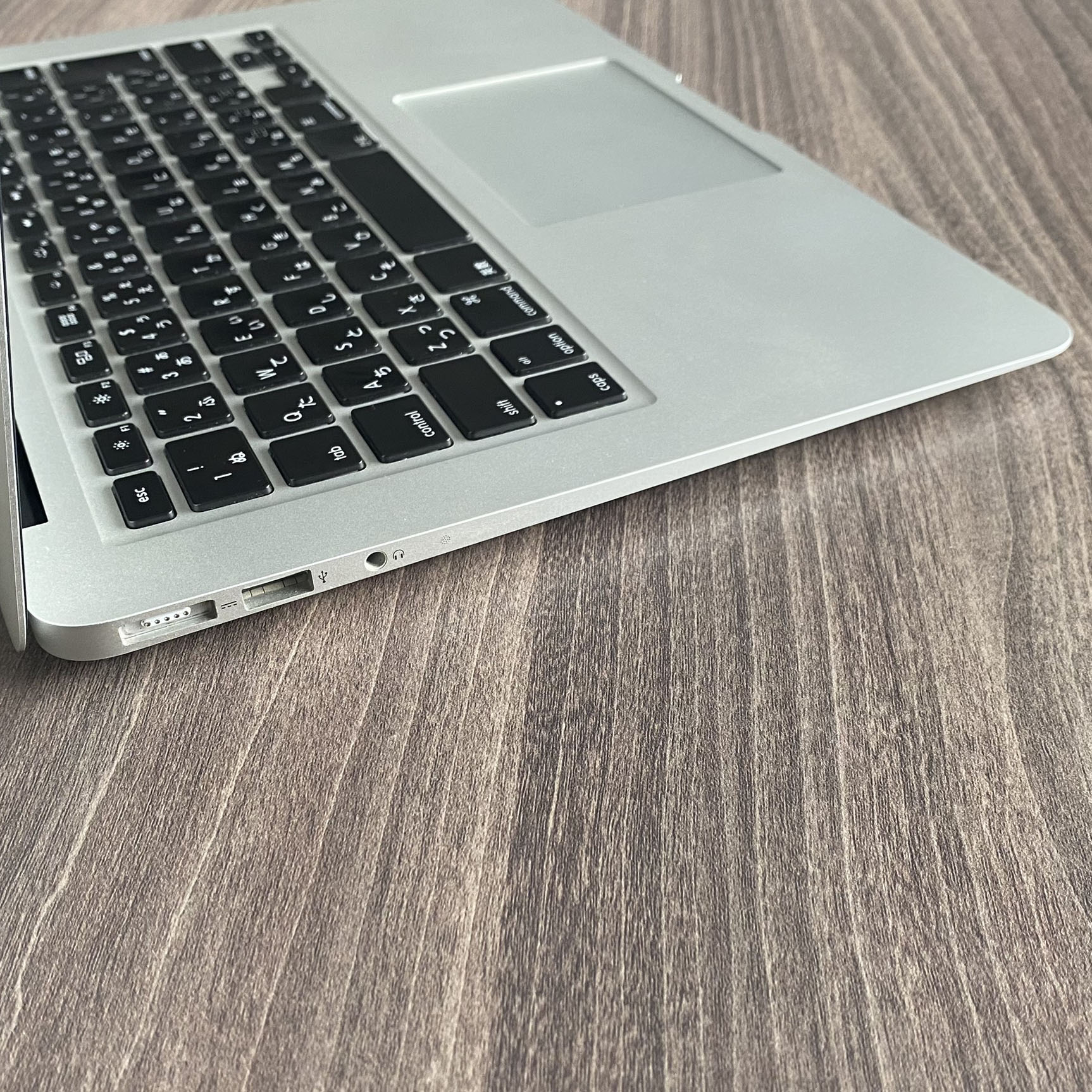 MacBook Air (13-inch, MID 2012) Core i5