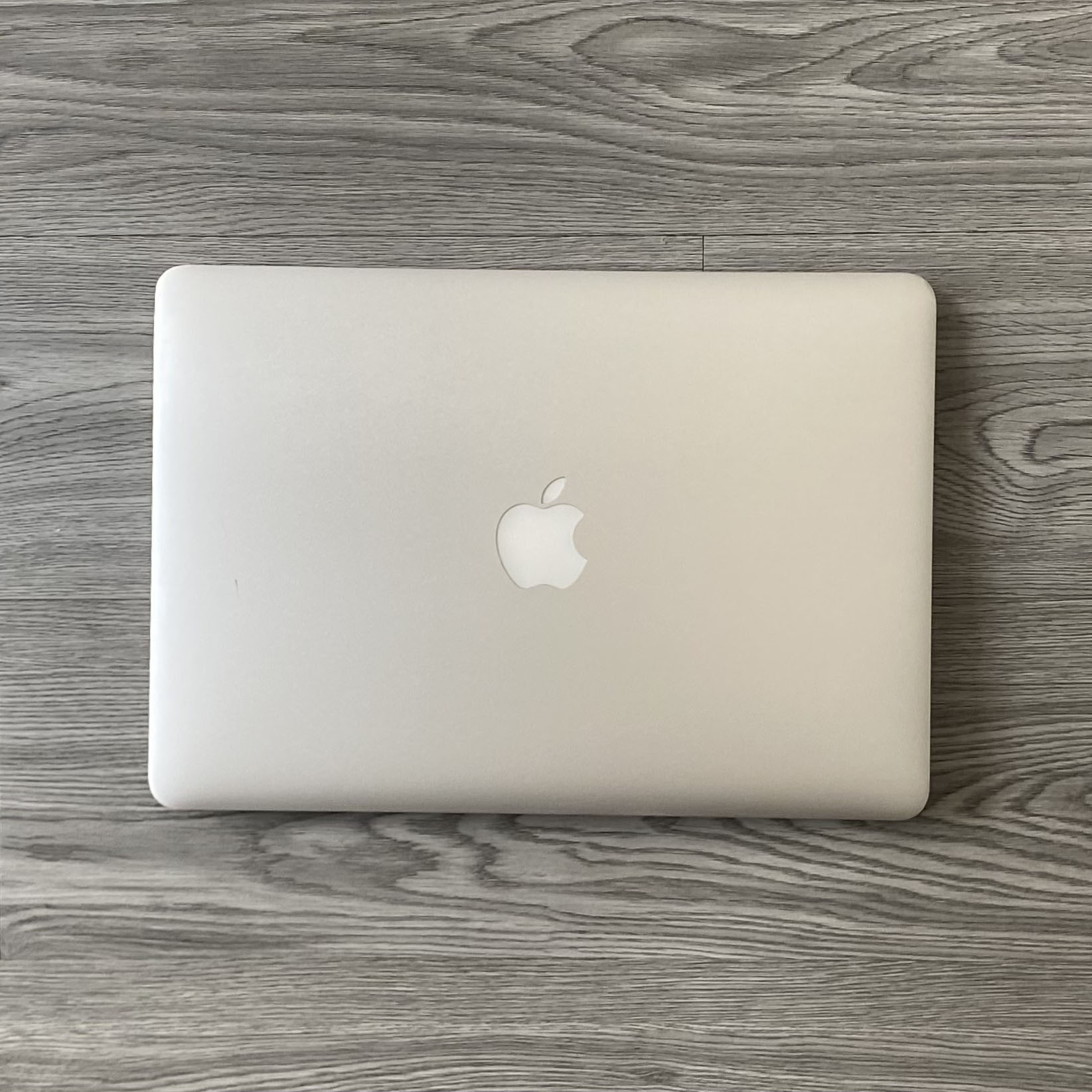 MacBook Air (13-inch, Early 2015) Core i5