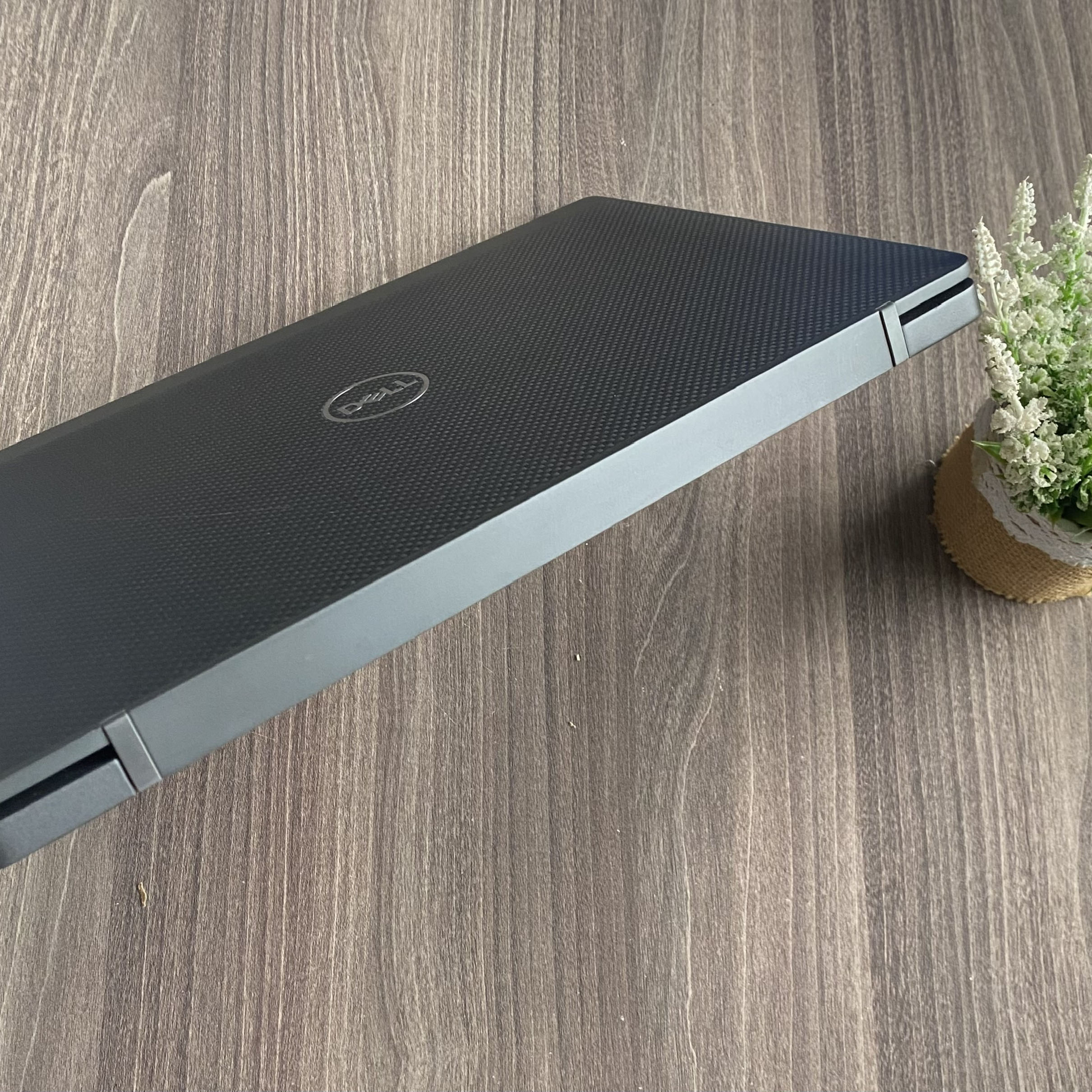 Dell Latitude 7400 Carbon Core i7