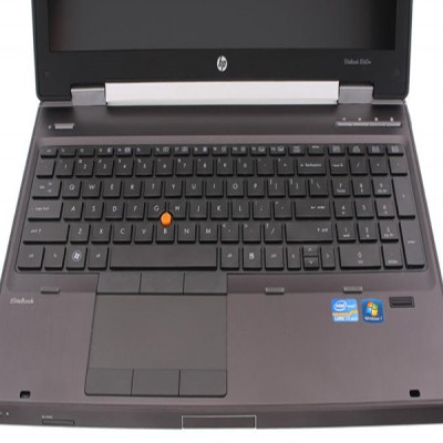 HP Workstation 8560W i5