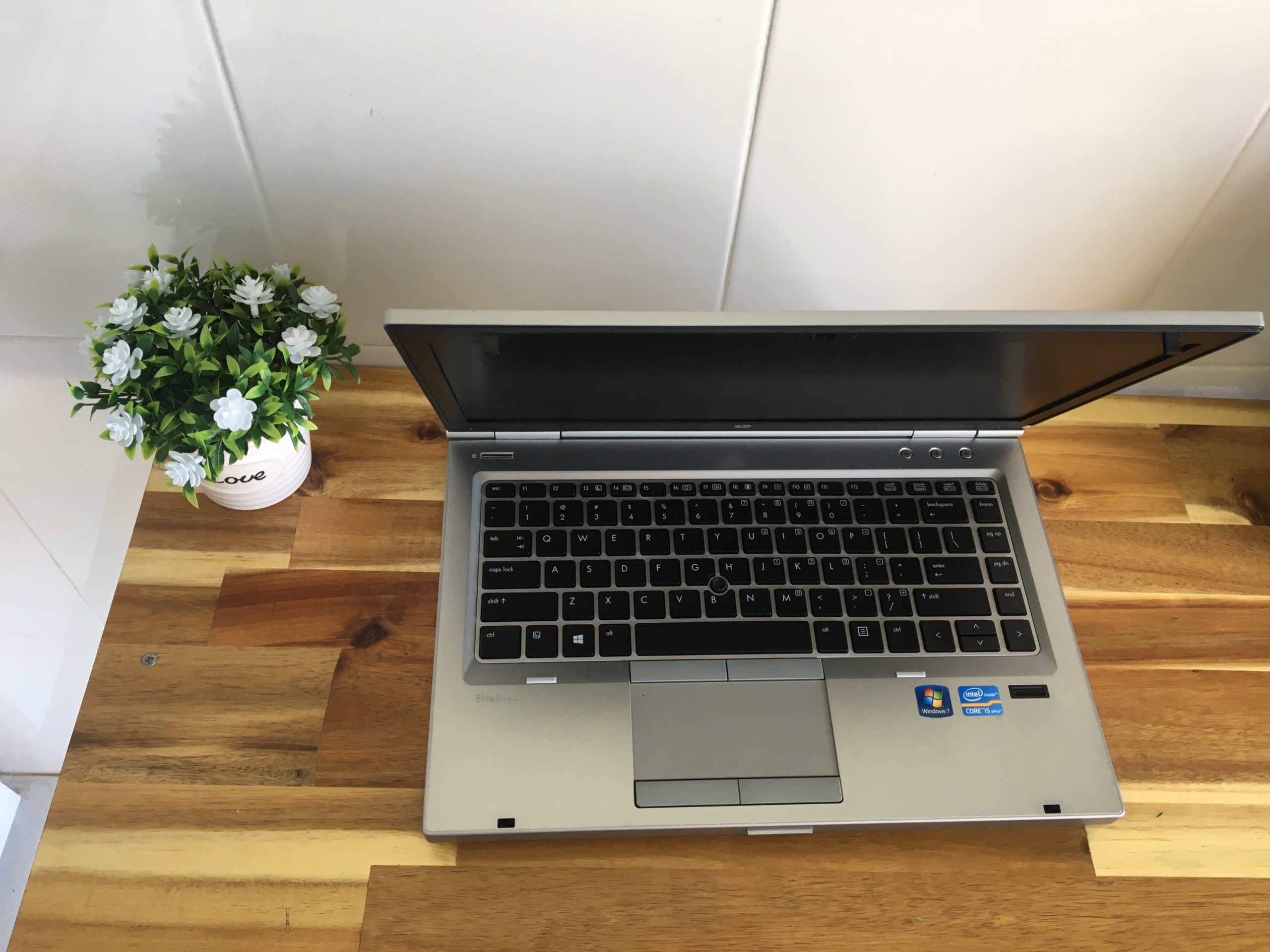 HP ELITEBOOK 8470P i5