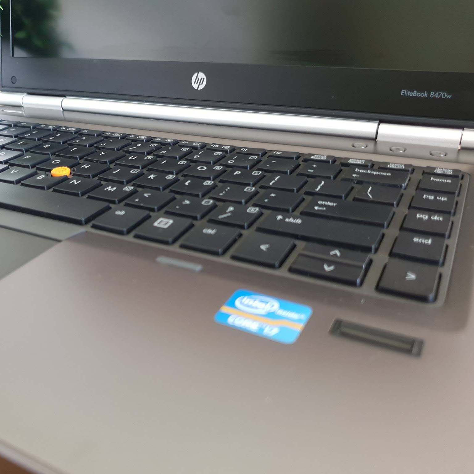 HP Elitebook Workstation 8470w i5 VGA