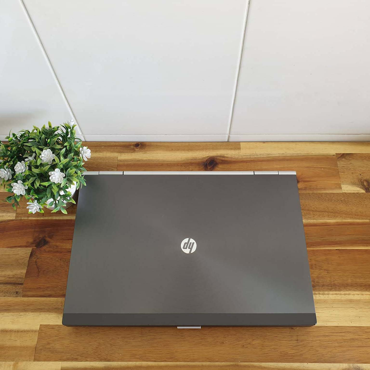 HP Elitebook Workstation 8470w i5 VGA