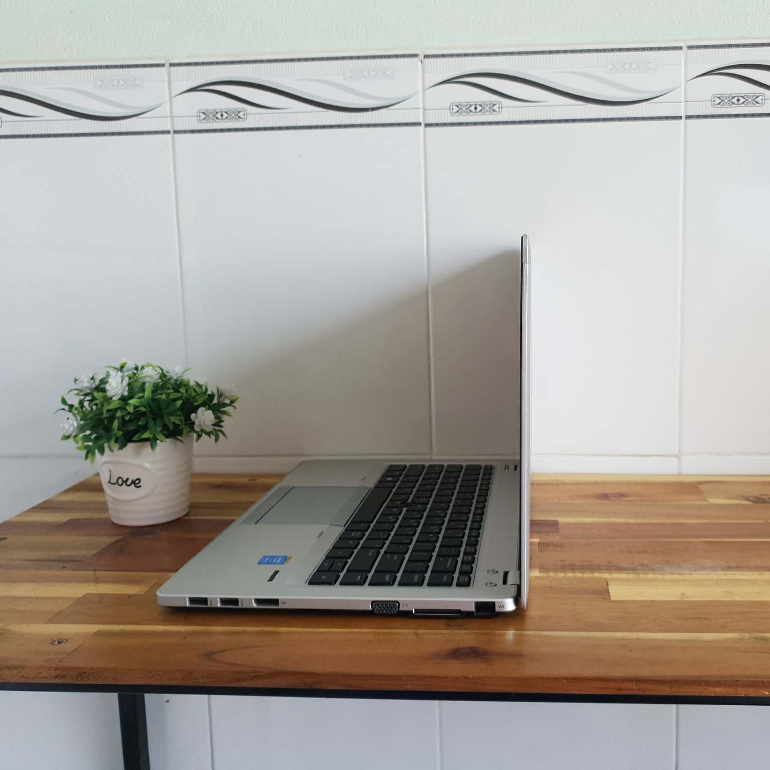 HP Folio 9480M Core i5 SSD 