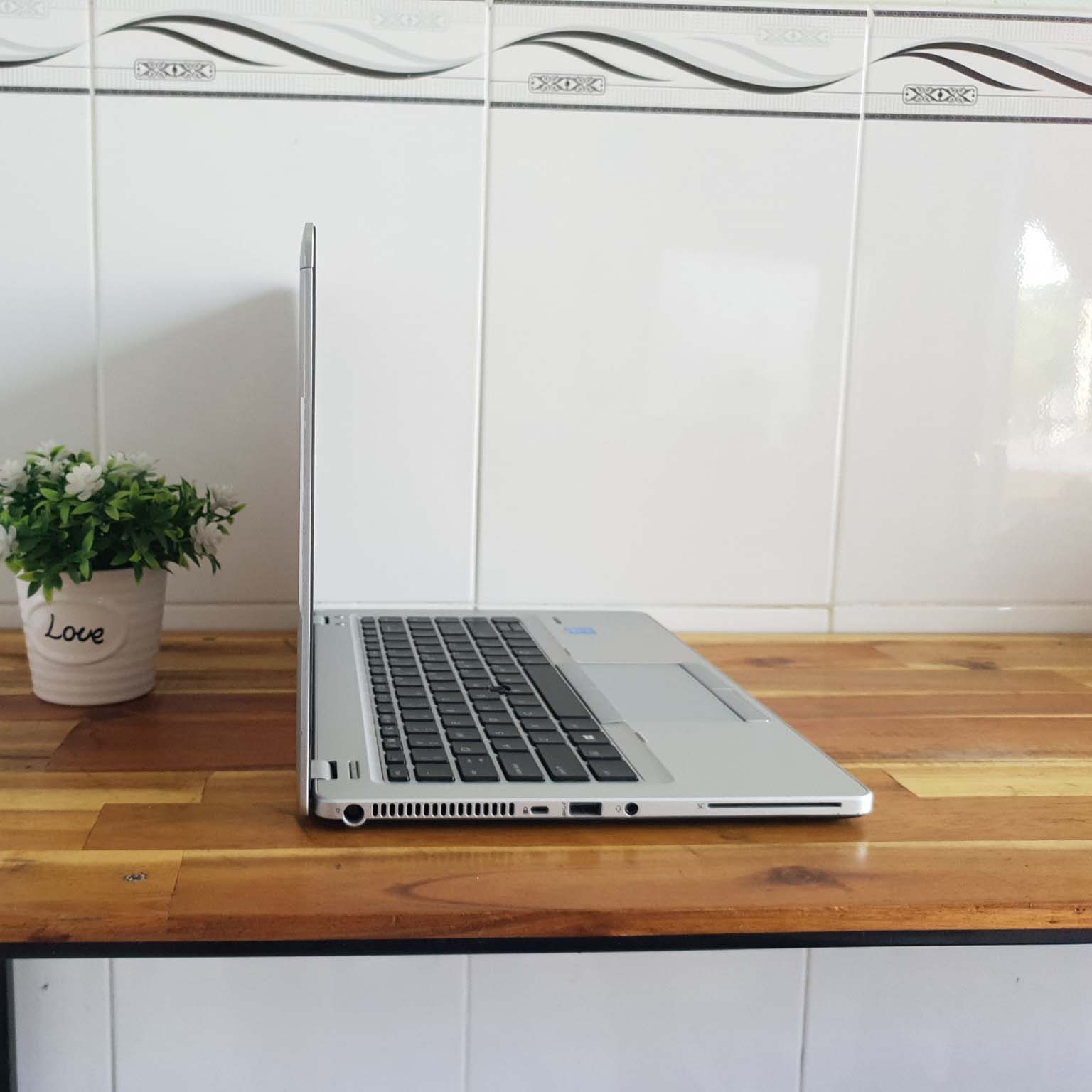 HP Folio 9480M Core i5 SSD 