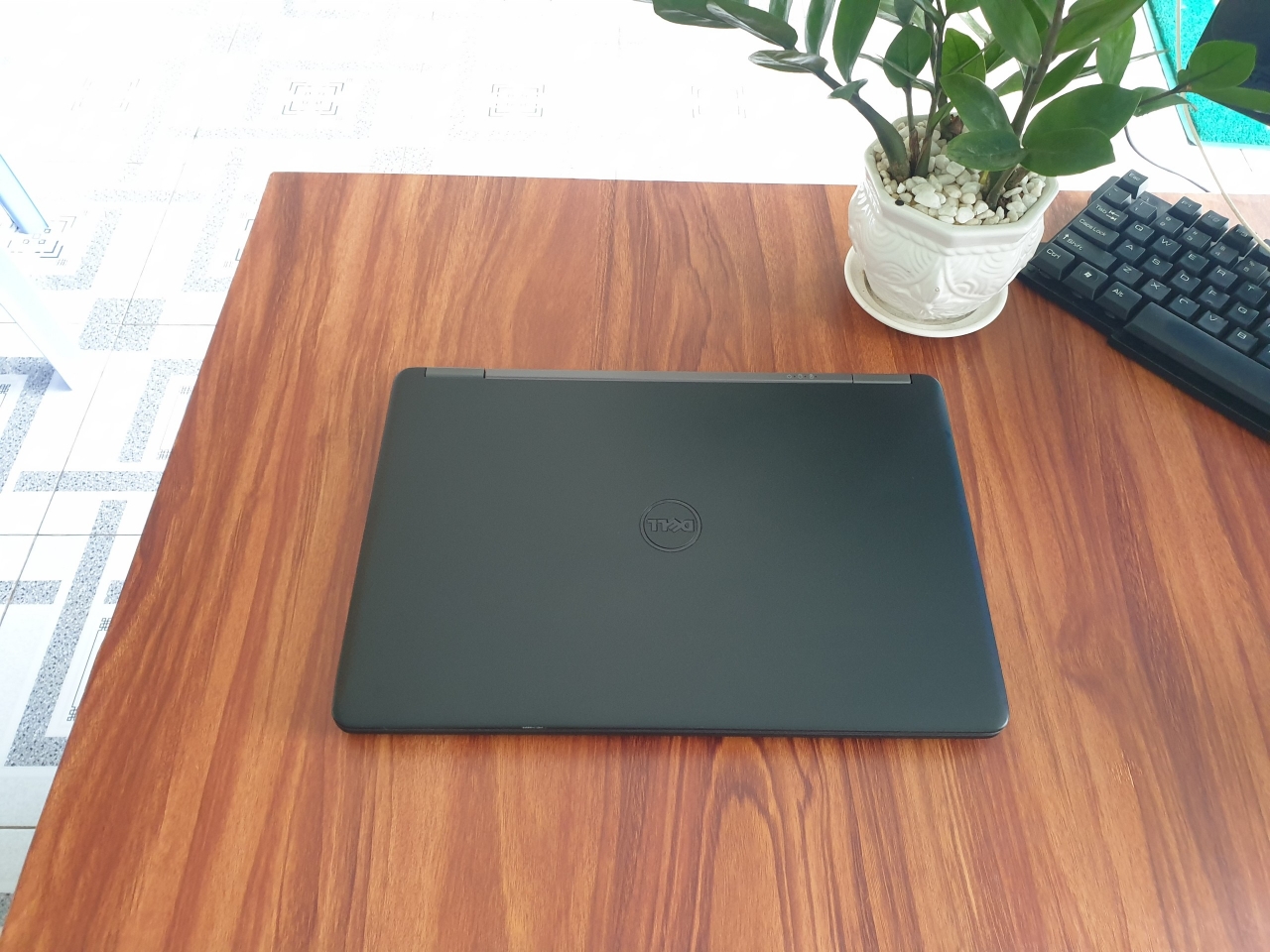 Dell Latitude E7250 Core i5 Nhỏ Gọn