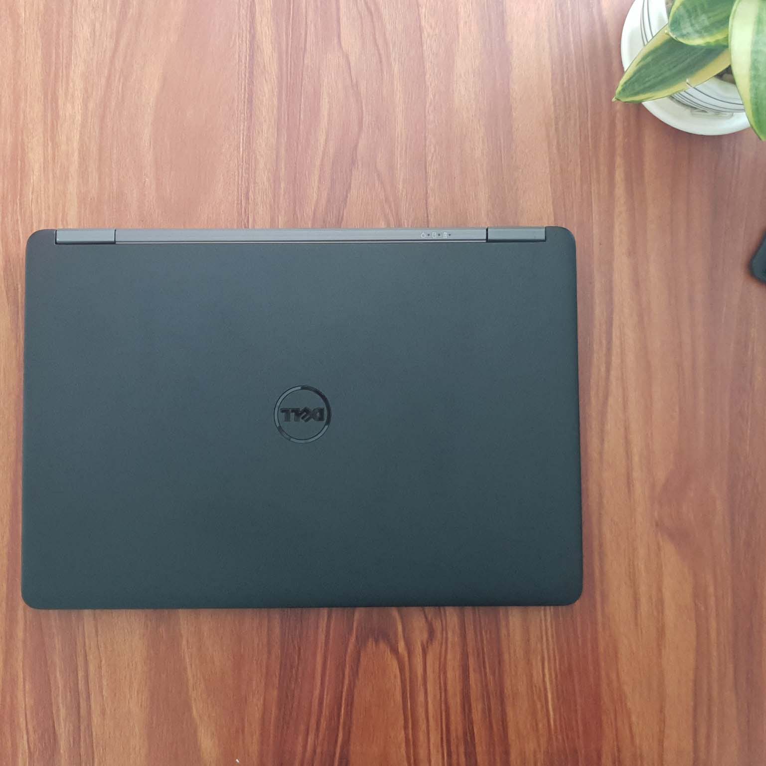 Dell Latitude E7250 Core i5 Nhỏ Gọn