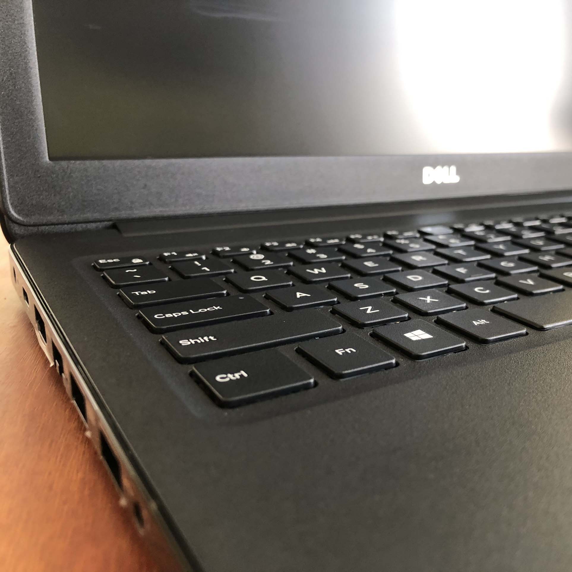 Dell Latitude 3500 Core i3 thế hệ 8