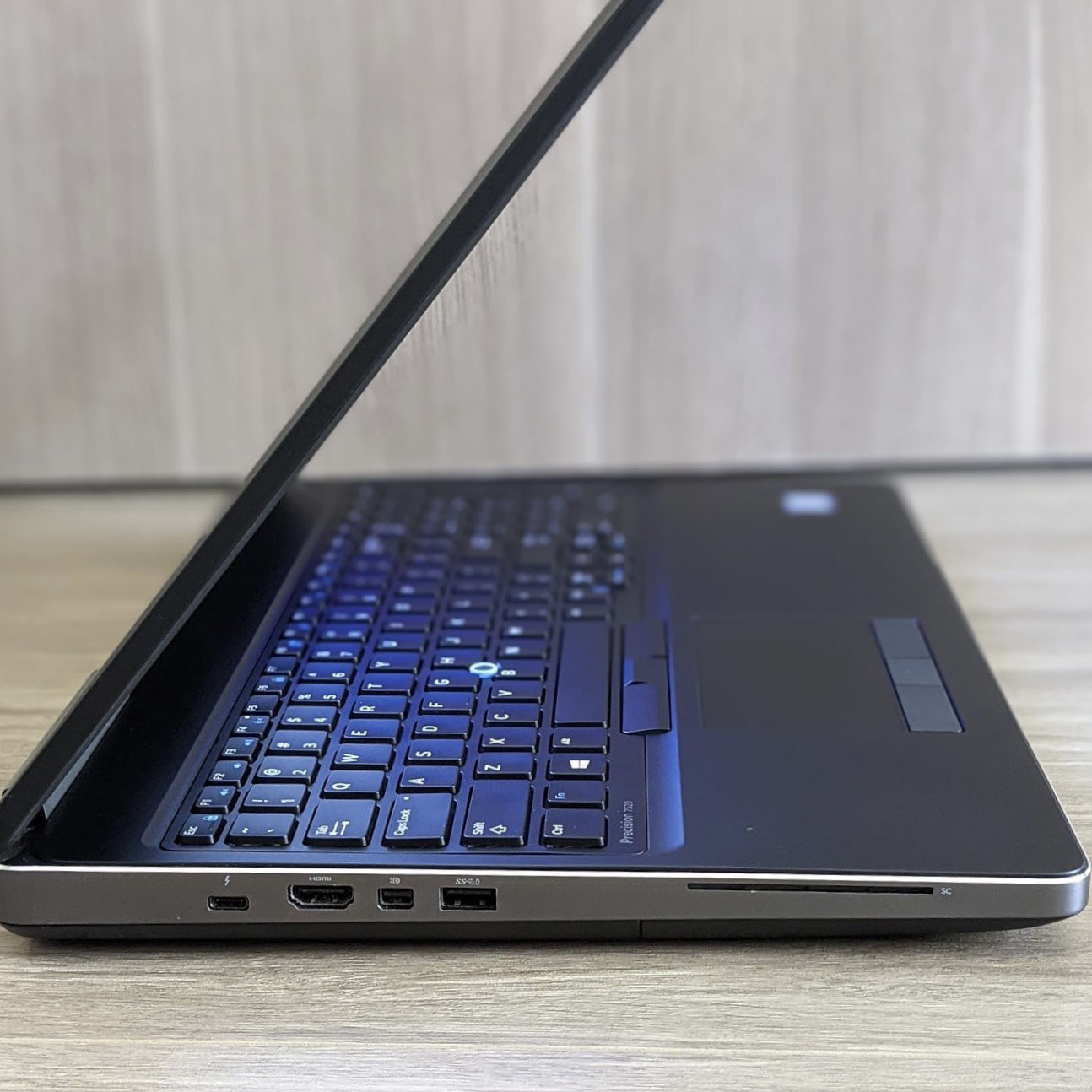Dell Precision 7520 Chuyên Đồ Họa Cao Cấp