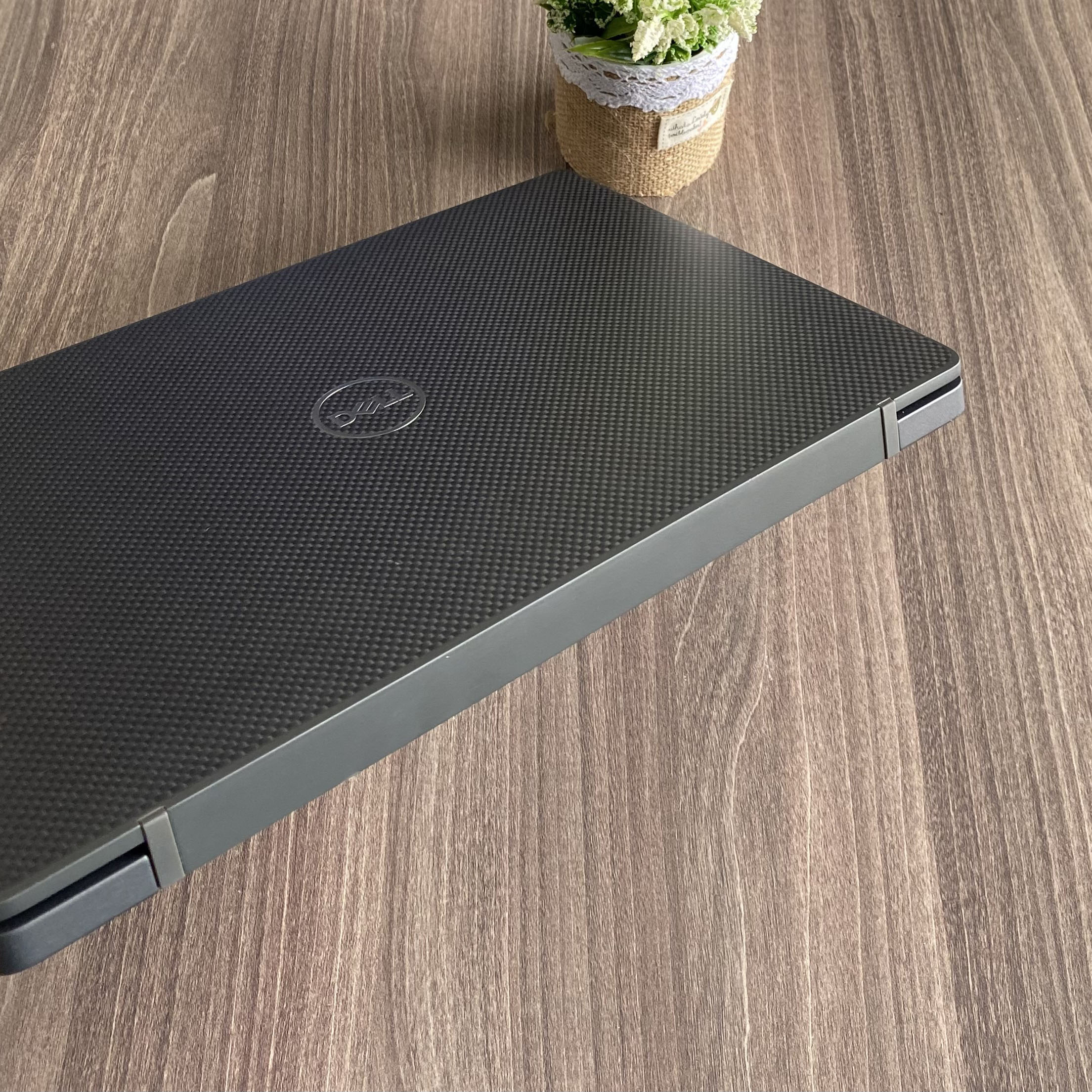 Dell Latitude 7400 Carbon Core i5