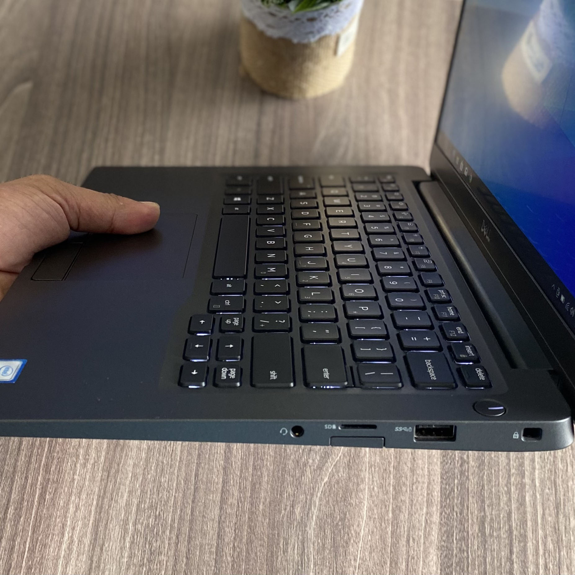 Dell Latitude 7400 Carbon Core i5