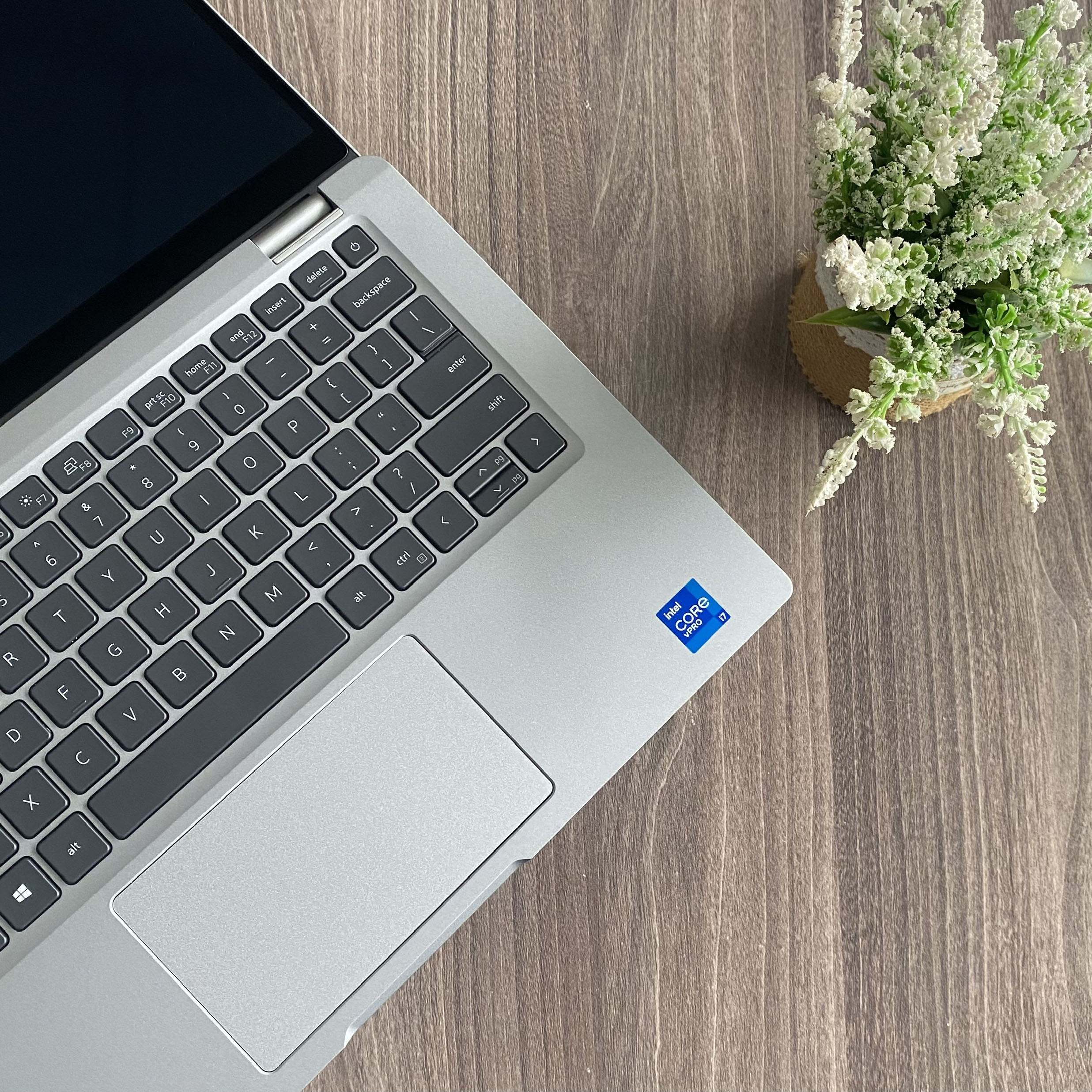 Dell Latitude 5320 Thế Hệ 11 Siêu Mỏng Nhẹ