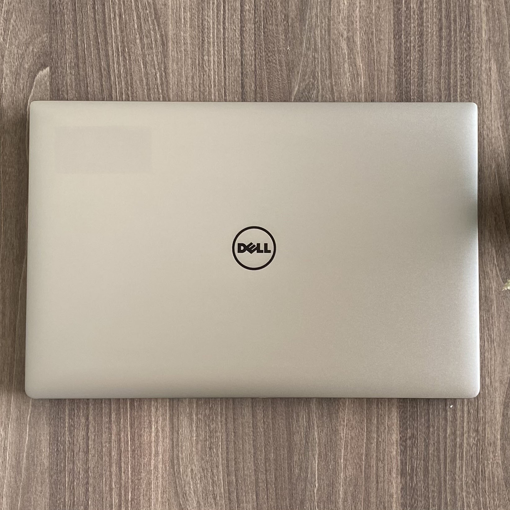 Dell Precision 5520 Máy Trạm Chuyên Đồ Họa