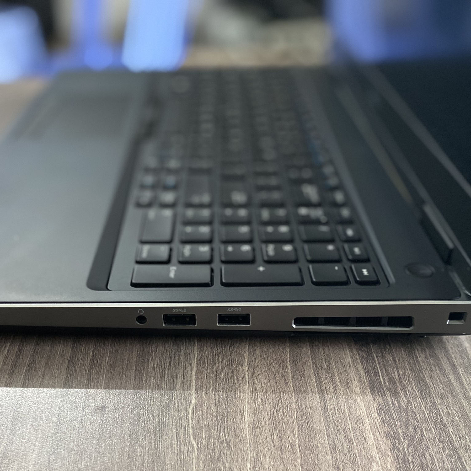 Dell Precision 7530 Chuyên Đồ Họa Render