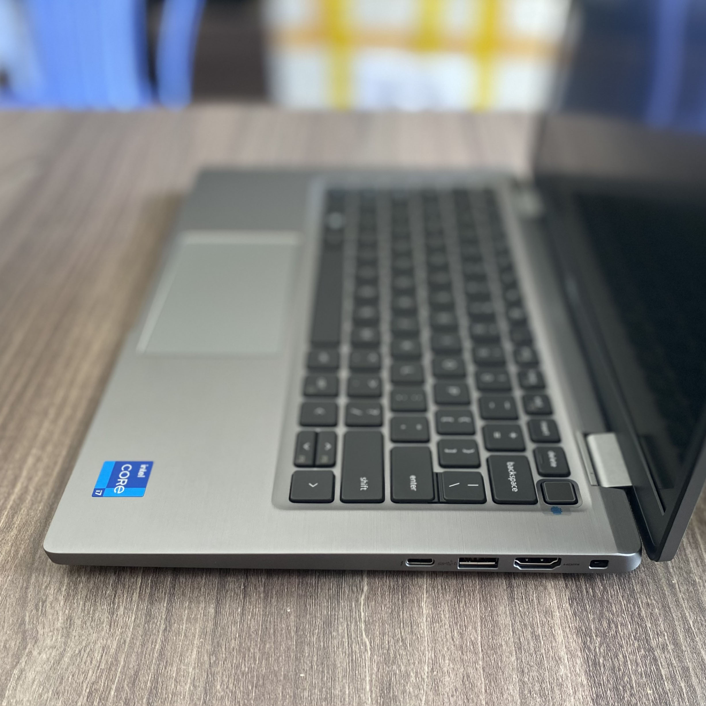 Dell Latitude 7330 năm 2023 (Aluminum)