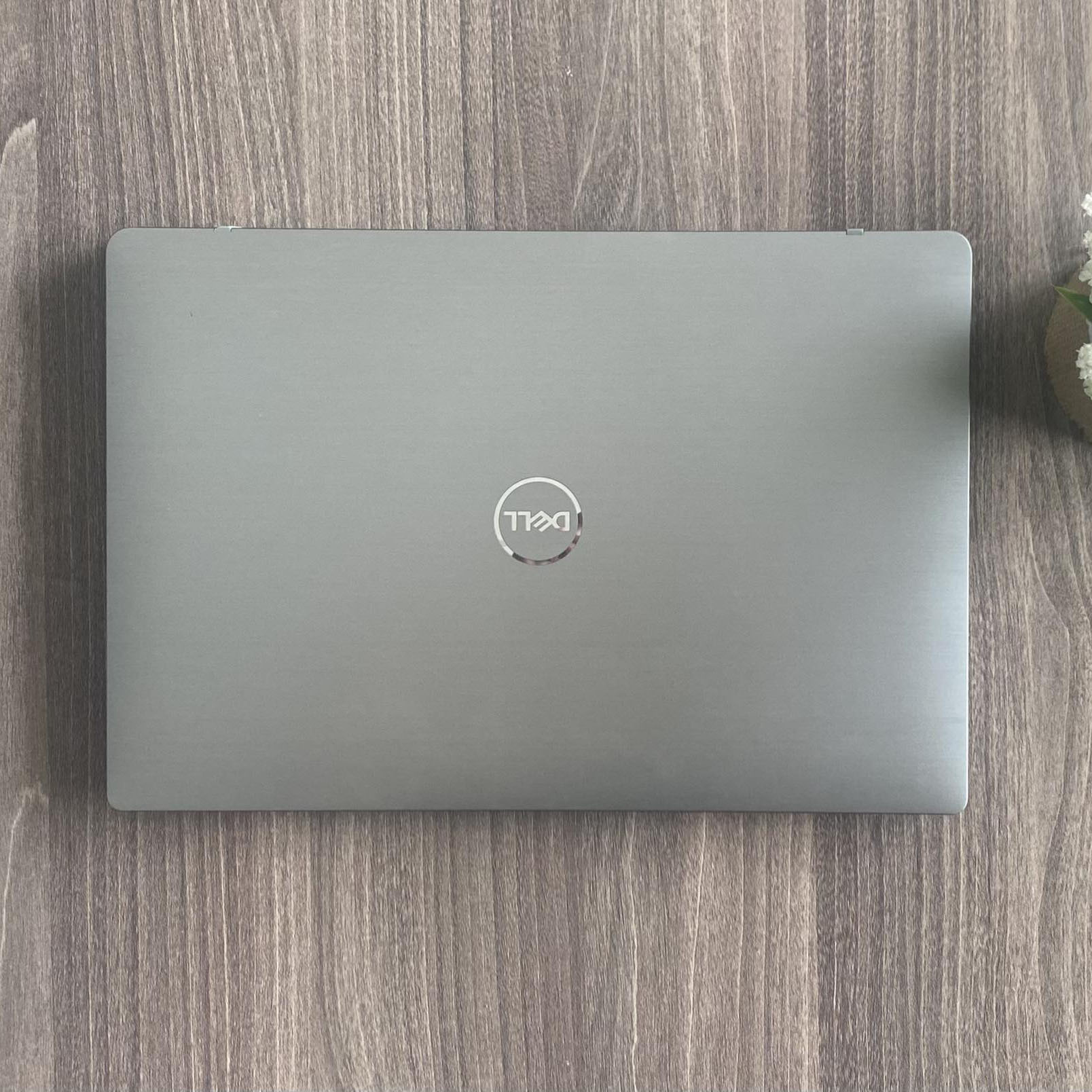 Dell Latitude 7300 Vỏ Nhôm