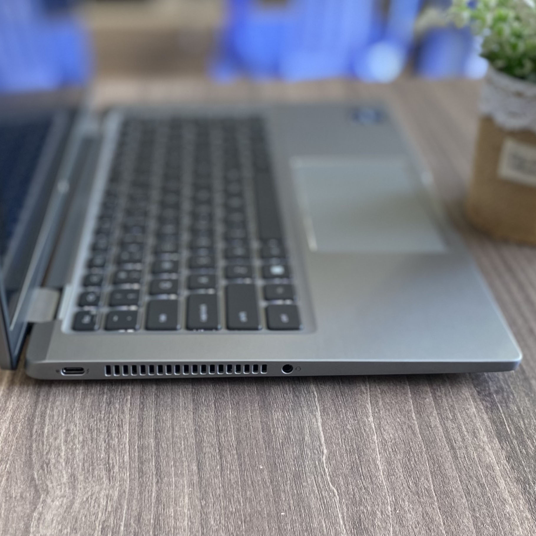 Dell Latitude 7430 năm 2023