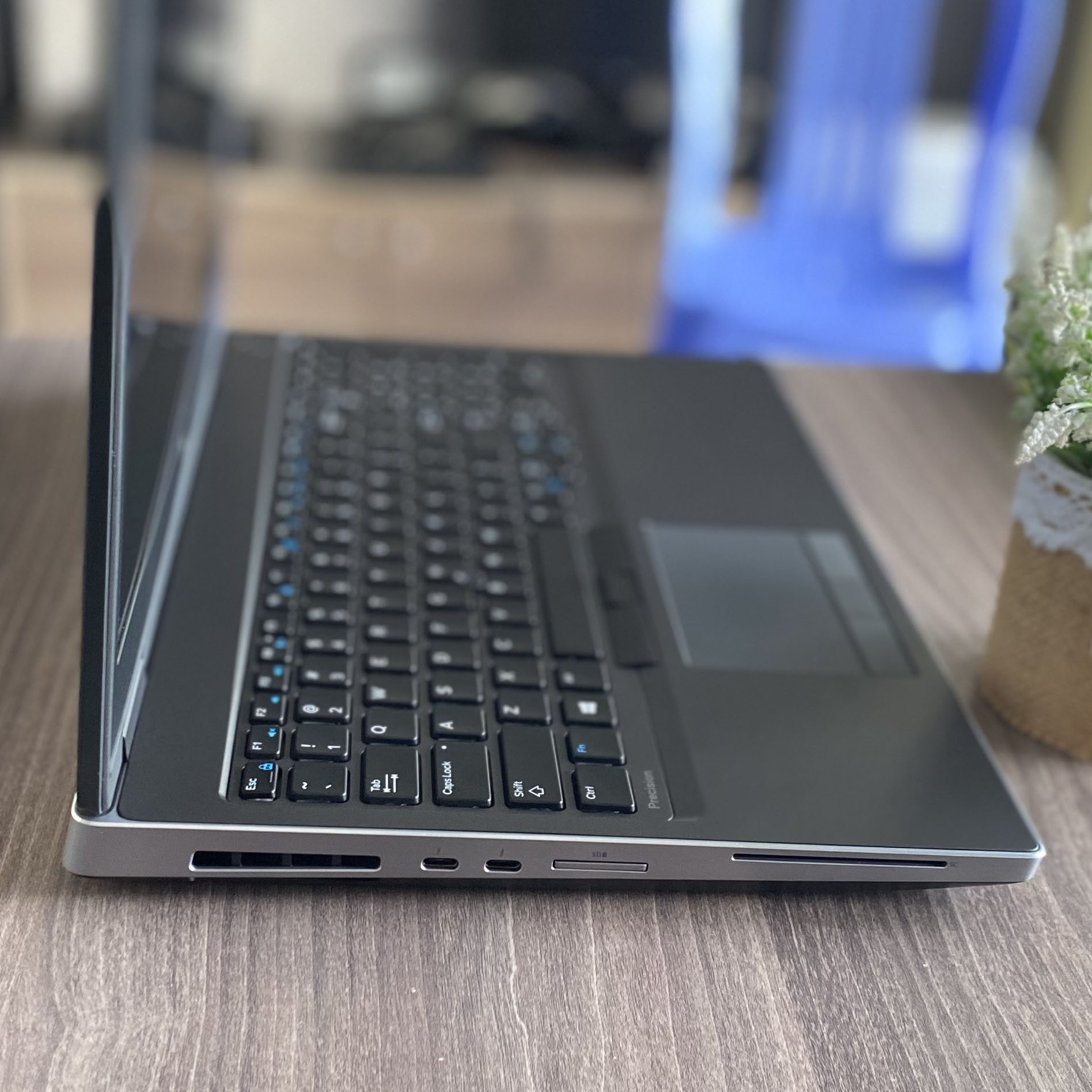 Dell Precision 7540 Chuyên Đồ Họa