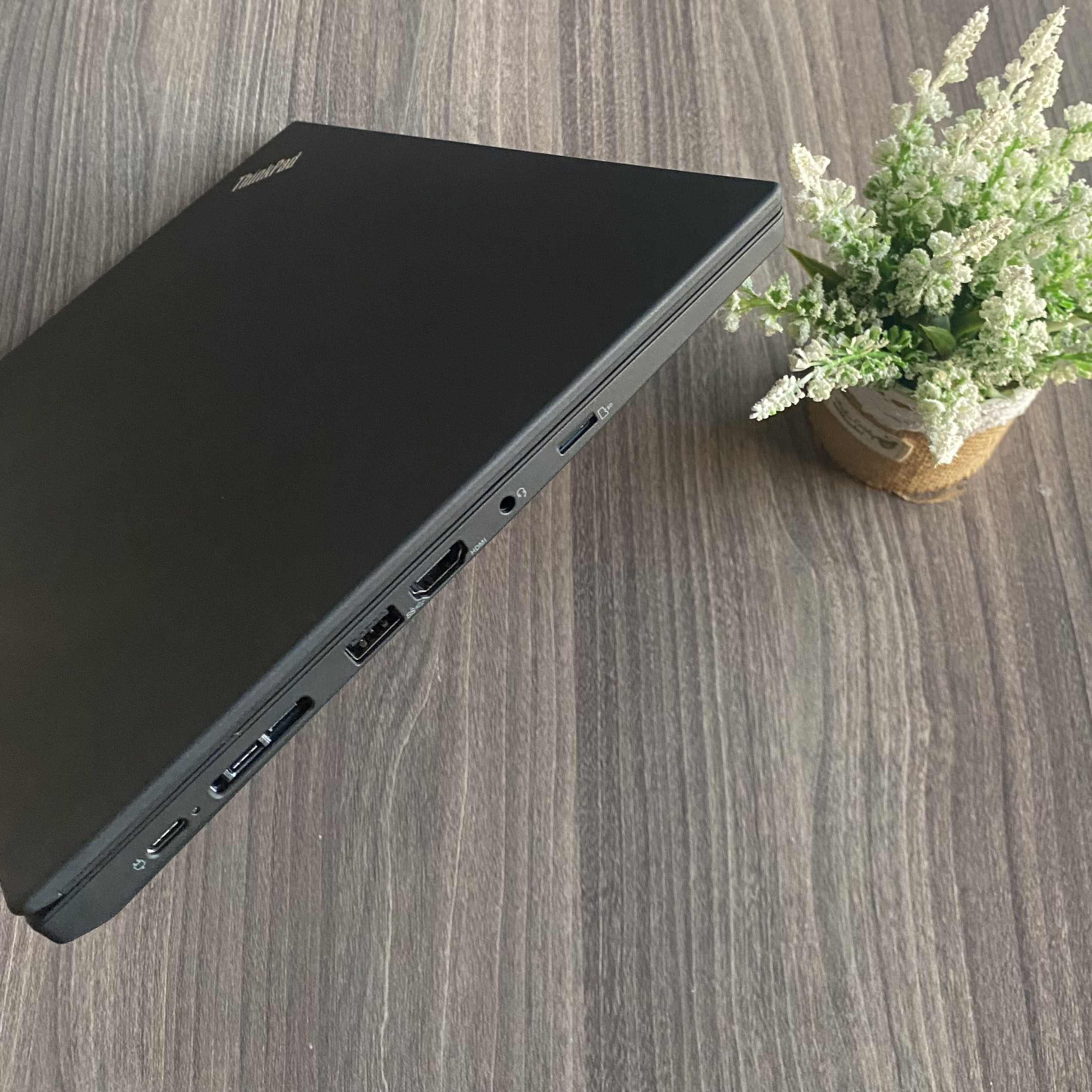 Lenovo Thinkpad P14s GEN 1