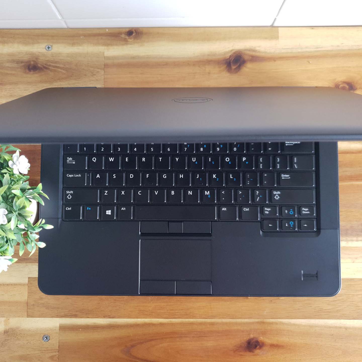 Dell Latitude E5440 Core i7 VGA
