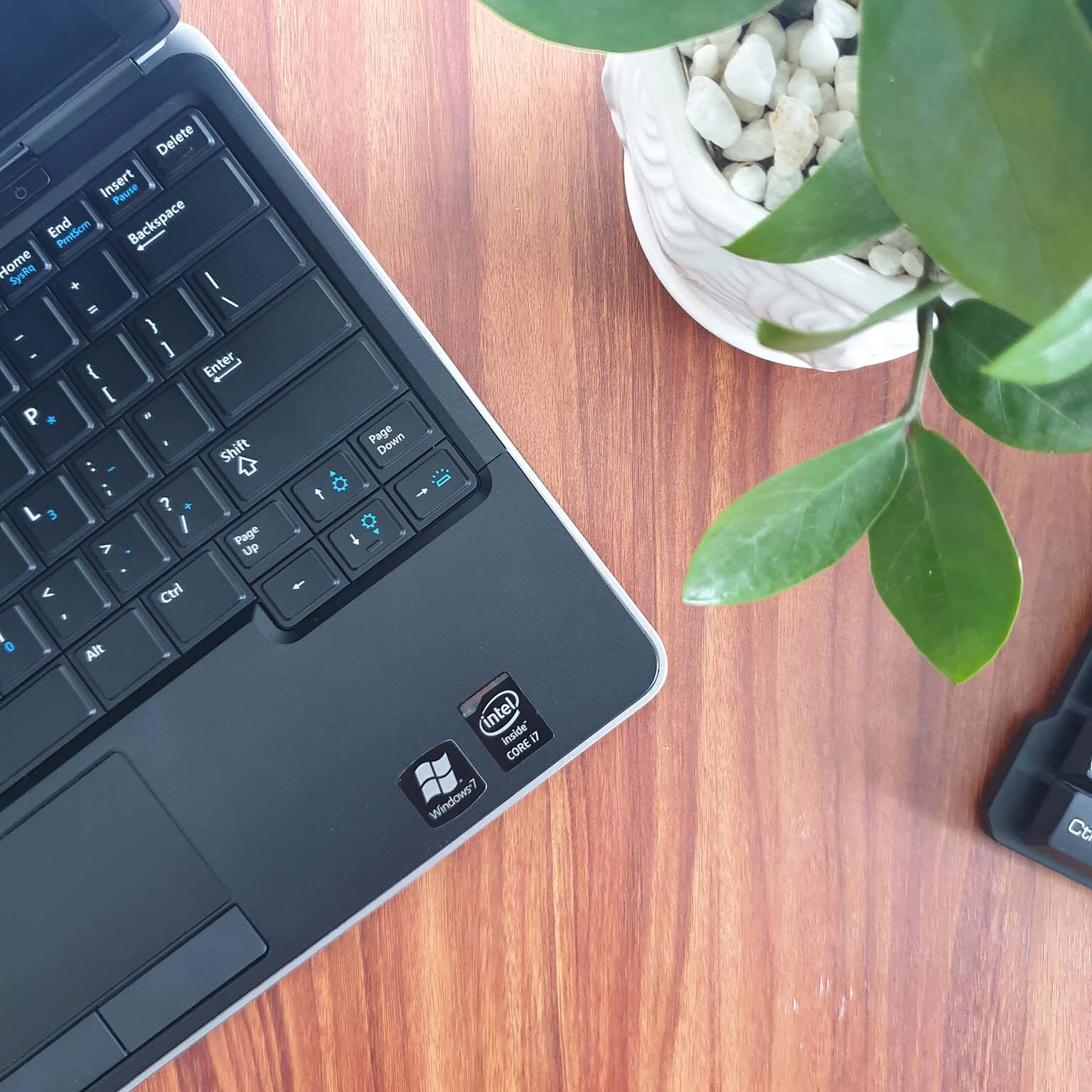 Dell Latitude E7240 Core i7 thế hệ 4