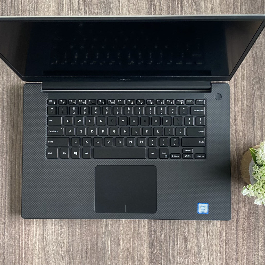 Dell Precision 5530 Máy Trạm Mỏng Nhẹ